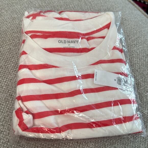 Old Navy White & Red Stripe EveryWear Side Tie Top - Picture 7 of 8